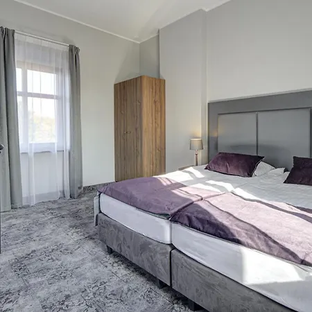 Pałac Cieszyno * Złocieniec