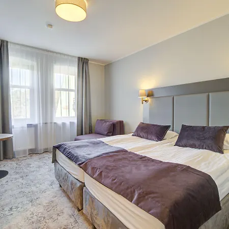 Pałac Cieszyno Hotel *