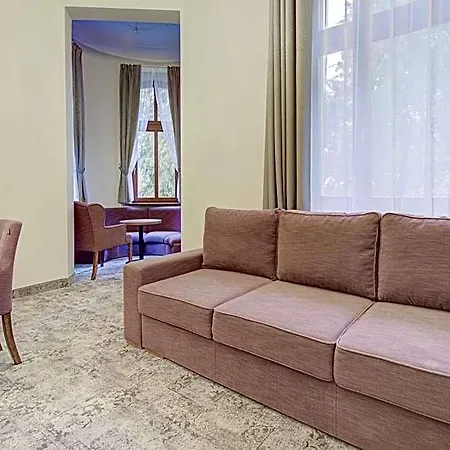 Hotel Palac Cieszyno Złocieniec