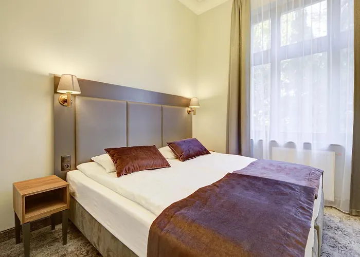 Palac Cieszyno Hotell *