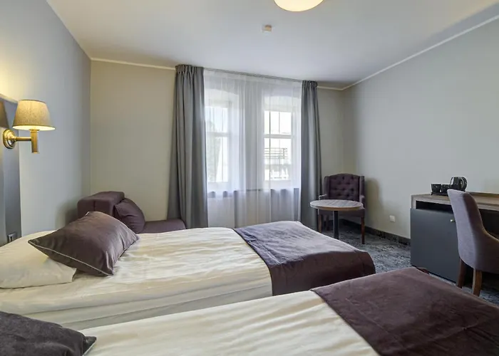 Palac Cieszyno Hotell *